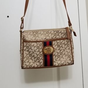 Tommy Hilfiger Bags - Tommy Hilfiger Crossbody Tommy Hilfiger Bags - Tommy Hilfiger Crossbody